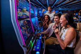 Dream Catcher live wheel with catcher pointer and numbered zones on betberry slot mobile screen